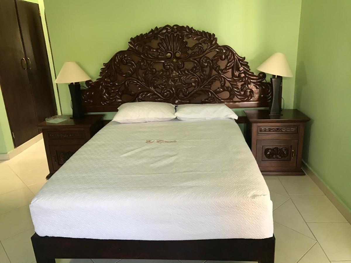 Villa Familiar El Ciruelo Cuernavaca Ngoại thất bức ảnh